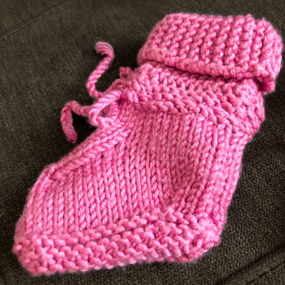Gorgeous Handmade Knit Merino Wool Baby Booties / Pink / EUC - Picture 3 of 8